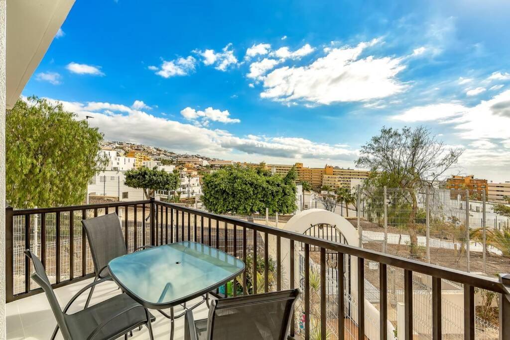 Modern Apartment In Parque Royal I, Playa Fanabe Адехе Экстерьер фото
